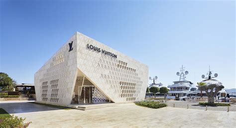 A giant in Bodrum: Louis Vuitton .